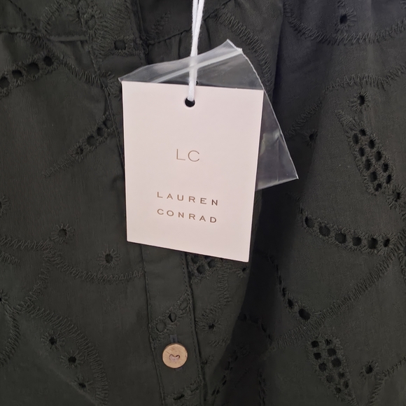LC Lauren Conrad Eyelet Crop Top OliveGreen Button Front Ruffle Strap NWT medium - Picture 6 of 7